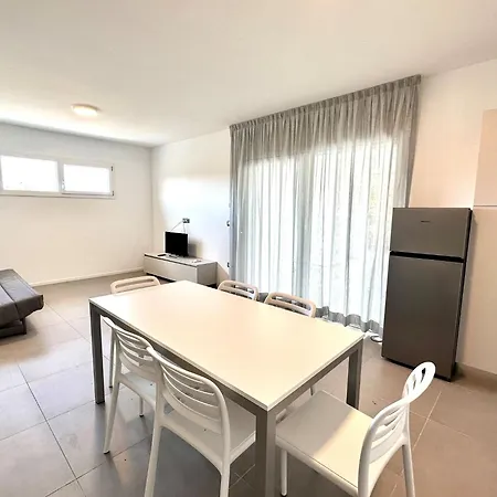 Apartment Pool Access Penthouse Near The Bibione