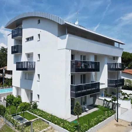 Pool Access Penthouse Near The Apartment *