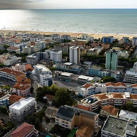 Pool Access Penthouse Near The * Bibione